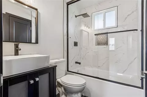 Bath - 8868 Randolph St, Riverside, CA 92503 photo 2 of 2