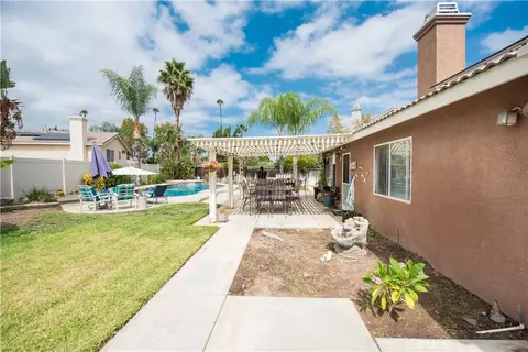 Exterior - 3018 Sundown Ln, Corona, CA 92882 photo 7 of 13