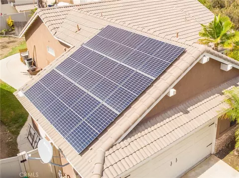 View/Area - 3018 Sundown Ln, Corona, CA 92882 photo 5 of 6