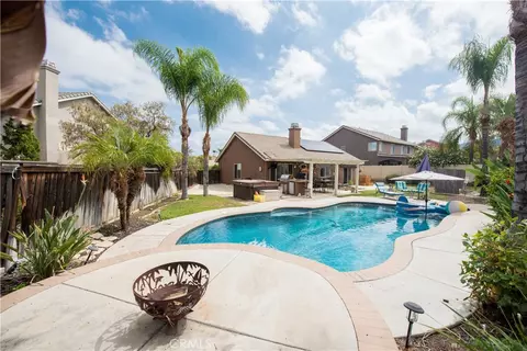 Exterior - 3018 Sundown Ln, Corona, CA 92882 photo 10 of 13