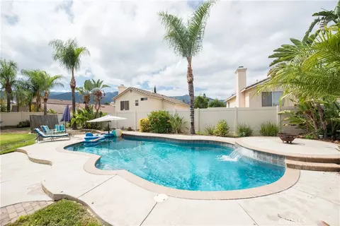 Exterior - 3018 Sundown Ln, Corona, CA 92882 photo 9 of 13