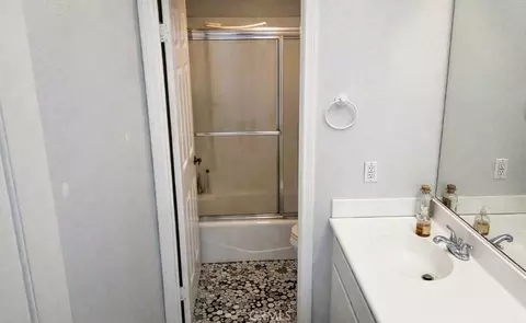 Bath - 1348 Magnolia, Redlands, CA 92373 photo 3 of 3