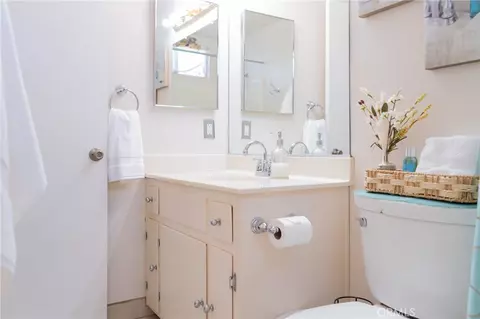 Bath - 51961 Ida, Cabazon, CA 92230 photo 6 of 6