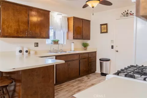 Kitchen - 51961 Ida, Cabazon, CA 92230 photo 3 of 6
