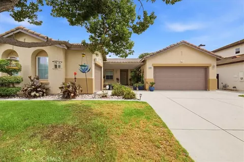 Exterior - 6248 Pear Ave, Eastvale, CA 92880 photo 3 of 10