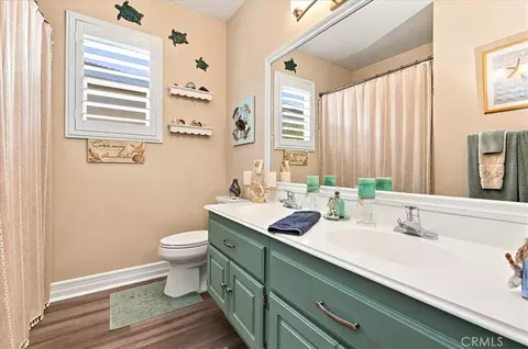 Bath - 6248 Pear Ave, Eastvale, CA 92880 photo 3 of 3