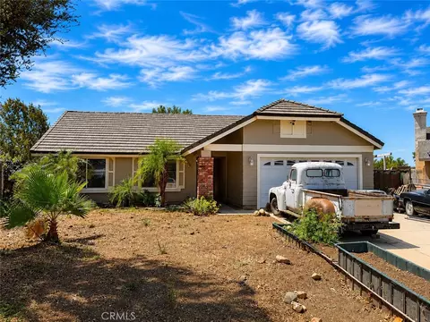 Exterior - 35339 San Pablo, Yucaipa, CA 92399 photo 2 of 3