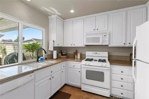 Kitchen - 1681 Carmel E, Upland, CA 91784 photo 2 of 3