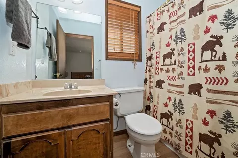 Bath - 42587 Cedar, Big Bear Lake, CA 92315 photo 2 of 2