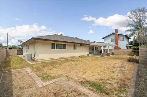 Exterior - 302 Sarah Ave, Placentia, CA 92870 photo 6 of 7