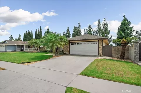 Exterior - 302 Sarah Ave, Placentia, CA 92870 photo 1 of 7