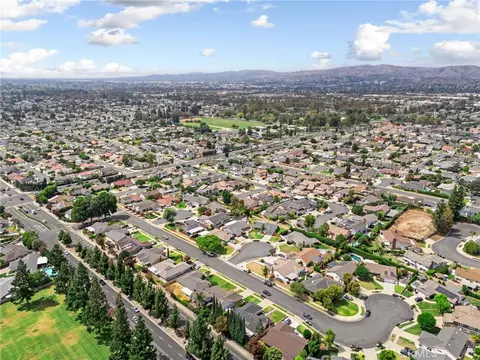 View/Area - 302 Sarah Ave, Placentia, CA 92870 photo 10 of 11