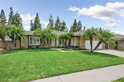 Exterior - 302 Sarah Ave, Placentia, CA 92870 photo 2 of 7