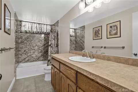 Bath - 302 Sarah Ave, Placentia, CA 92870 photo 3 of 3