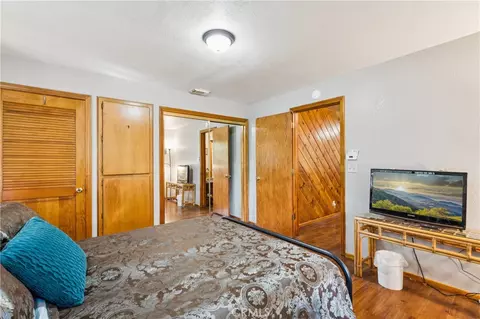 Bedroom - 901 Nesthorn, Crestline, CA 92325 photo 6 of 6