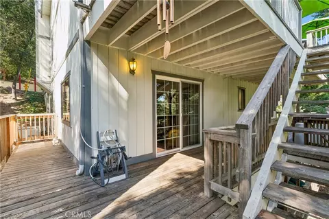 Exterior - 901 Nesthorn, Crestline, CA 92325 photo 5 of 11