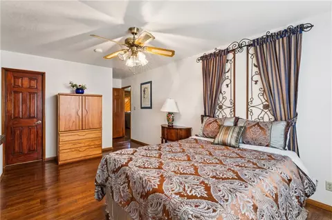 Bedroom - 901 Nesthorn, Crestline, CA 92325 photo 2 of 6