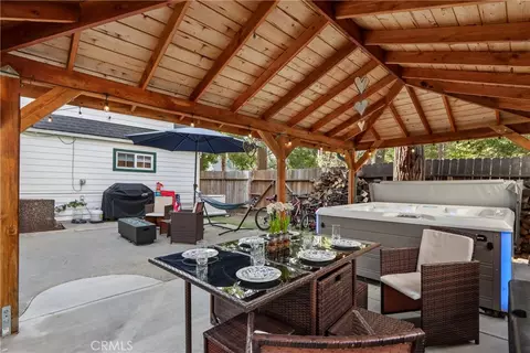 Other - 229 Hemlock Dr, Lake Arrowhead, CA 92352 photo 1 of 7