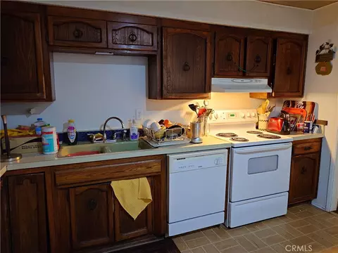 9340 Adlai Rd, Lakeside, CA 92040