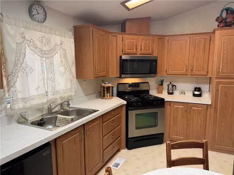 3701 Fillmore St #112, Riverside, CA 92505 photo 3