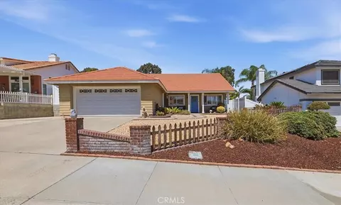 29317 Breakwater, Lake Elsinore, CA 92530