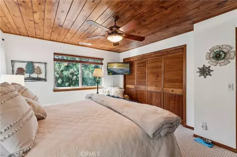 Bedroom - 349 John Muir, Lake Arrowhead, CA 92352 photo 7 of 7