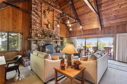 Living - 349 John Muir, Lake Arrowhead, CA 92352 photo 13 of 13