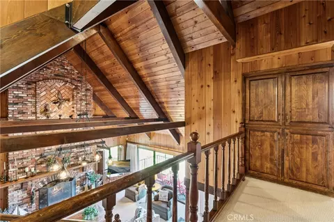 Entry Way - 349 John Muir, Lake Arrowhead, CA 92352 photo 3 of 5