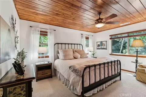 Bedroom - 349 John Muir, Lake Arrowhead, CA 92352 photo 6 of 7