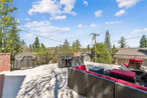 Exterior - 349 John Muir, Lake Arrowhead, CA 92352 photo 9 of 16