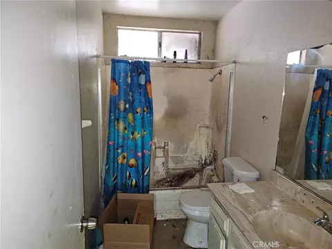 Bath - 737 N Fillmore, Rialto, CA 92376 photo 2 of 2