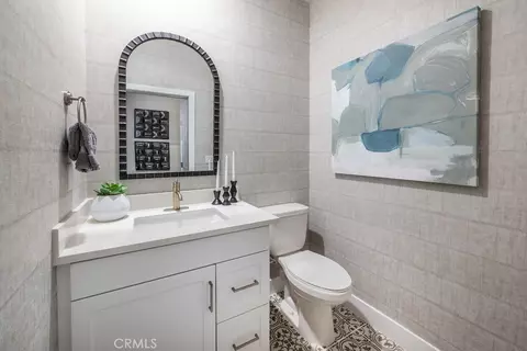 Bath - 1054 E Overlook Dr, Orange, CA 92867 photo 2 of 2