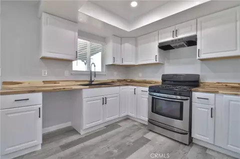 Kitchen - 15313 Greenrock Ave, Lancaster, CA 93535 photo 3 of 3
