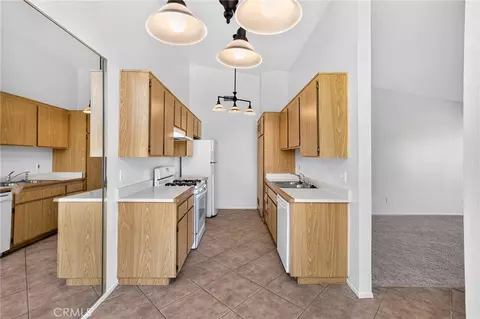 Kitchen - 1800 E Old Rnch #166, Colton, CA 92324 photo 1 of 2