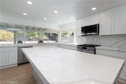 Kitchen - 4245 River Rdg, Norco, CA 92860 photo 5 of 5