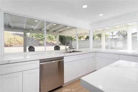 Kitchen - 4245 River Rdg, Norco, CA 92860 photo 2 of 5