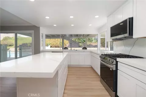 Kitchen - 4245 River Rdg, Norco, CA 92860 photo 4 of 5