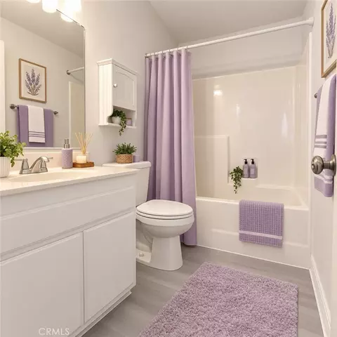 Bath - 979 Forest, Colton, CA 92324 photo 5 of 7