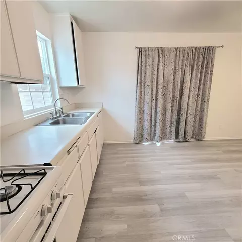Kitchen - 979 Forest, Colton, CA 92324 photo 2 of 2