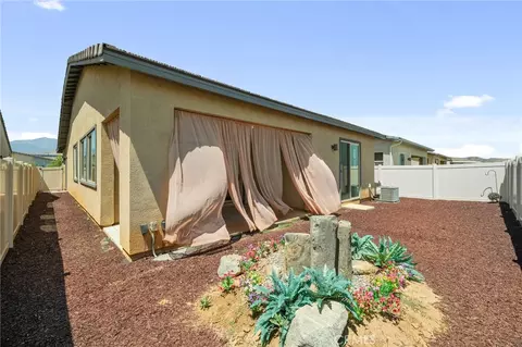 Exterior - 1649 Spring Run Ln, Beaumont, CA 92223 photo 5 of 9