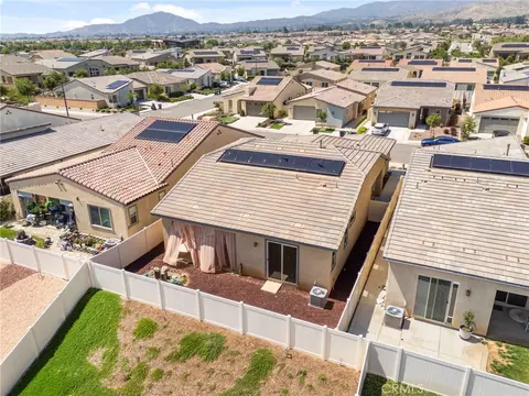 View/Area - 1649 Spring Run Ln, Beaumont, CA 92223 photo 1 of 6
