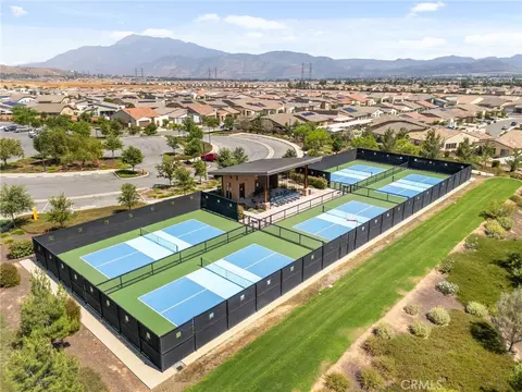 View/Area - 1649 Spring Run Ln, Beaumont, CA 92223 photo 6 of 6