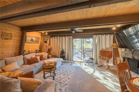 Living - 764 Panamint Mtn, Big Bear City, CA 92314 photo 4 of 6
