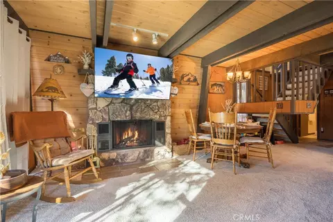Living - 764 Panamint Mtn, Big Bear City, CA 92314 photo 2 of 6
