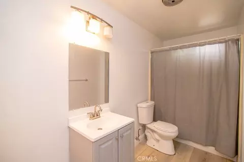 Bath - 20376 Tonawanda, Apple Valley, CA 92307 photo 4 of 5