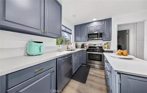 Kitchen - 11944 4th St, Yucaipa, CA 92399 photo 2 of 2