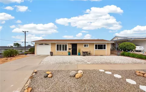 Exterior - 11944 4th St, Yucaipa, CA 92399 photo 2 of 6