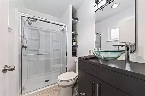 Bath - 11944 4th St, Yucaipa, CA 92399 photo 1 of 2