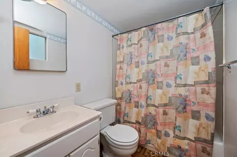 Bath - 476 San Bernardino, Sugarloaf, CA 92386 photo 1 of 1