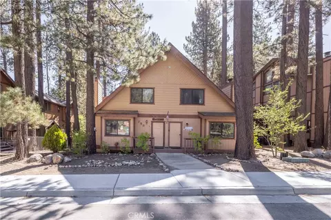 Exterior - 723 Summit #1, Big Bear Lake, CA 92315 photo 4 of 5